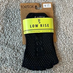 Pilates socks. Brand new, still in packaging!